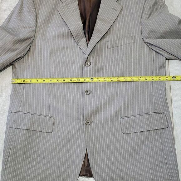 LINEAGE SPORTCOAT, Sz 44R, GREY STRIPED FABRIC, MERINO WOOL - Picture 14 of 15